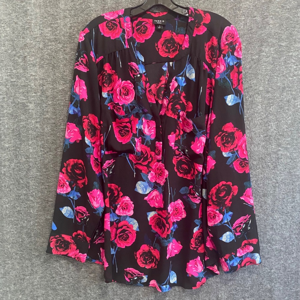 Torrid Harper Blouse Top Women 3 3X Pink Black Floral Georgette Roll Tab Popover